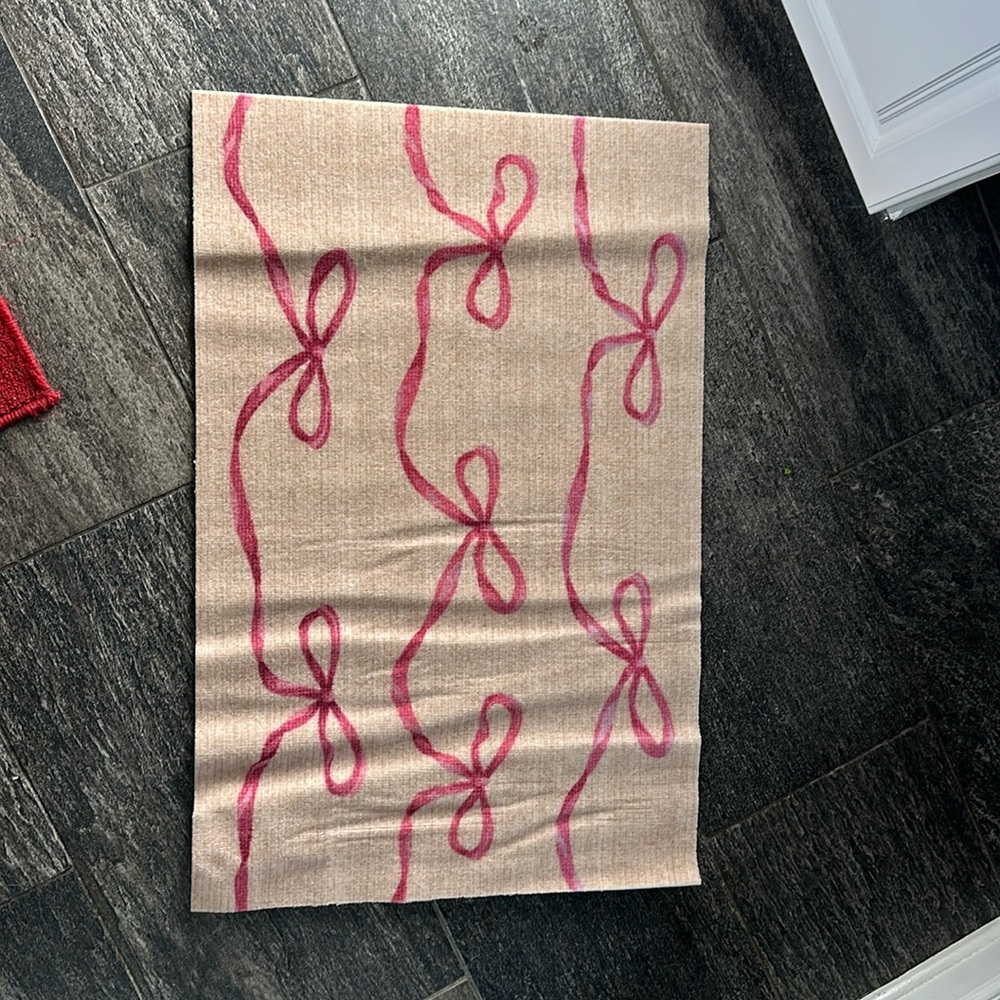 Ruggable Decorative Tan and Pink Door mat
